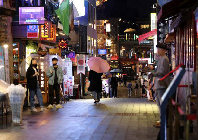 韓國老師隱瞞夜店行程感染21人2.jpg