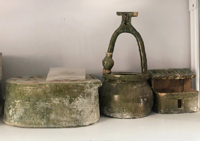 黃河邊發(fā)現(xiàn)古墓群出土文物2000余件450.jpg