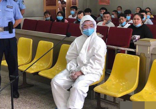 貴陽男子暴力刺死輔警案一審宣判1.jpg