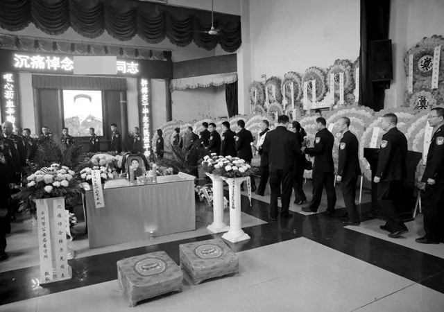 35歲防汛干部接班途中墜河遇難2.jpg