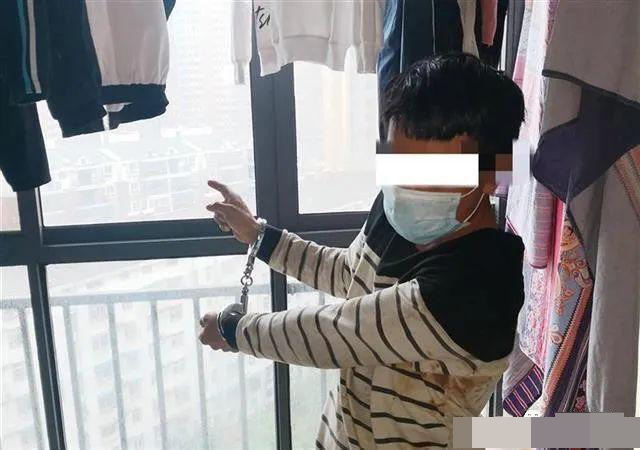 男子凌晨徒手爬15樓盜竊睡著2次2.jpg