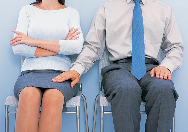 官方調(diào)查女教師舉報(bào)校長(zhǎng)性騷擾5.jpg