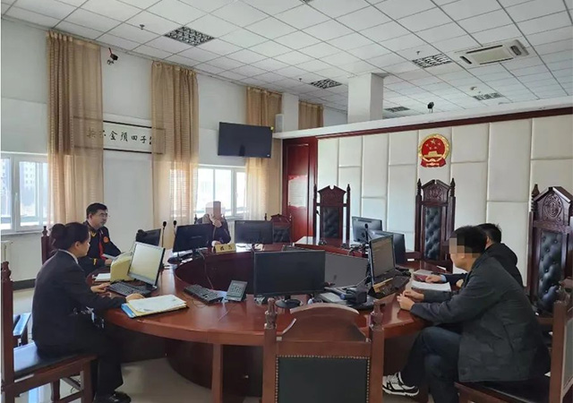 租賃期滿后房內(nèi)一片狼藉.jpg