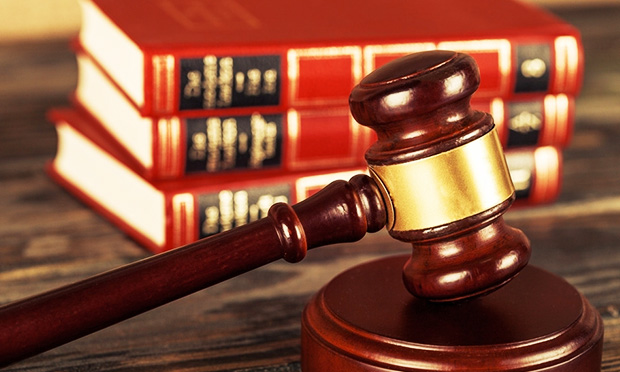 司法的價(jià)值追求與社會(huì)堅(jiān)守——以法官裁判為視角