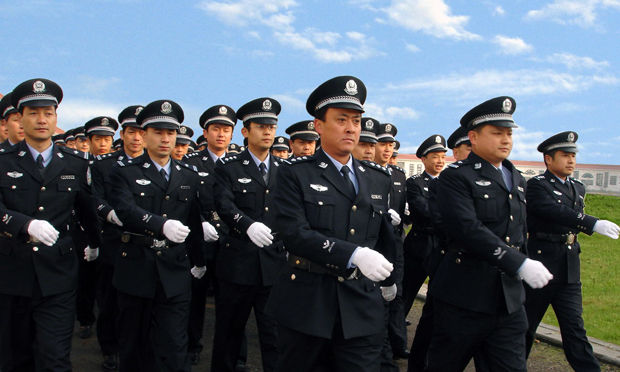 公安部新規(guī)實(shí)施：警察重大過失造成錯(cuò)案將終身追責(zé)