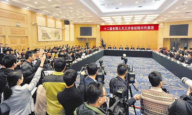 王東明：四川肅清了周永康對(duì)政治生態(tài)造成的惡劣影響
