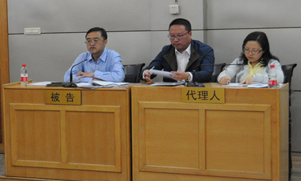 貴州省副省長陳鳴明出庭應(yīng)訴民告官 系全國首例