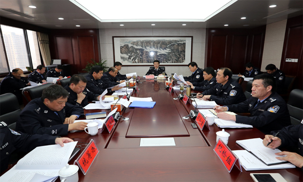 深入推進(jìn)執(zhí)法規(guī)范化建設(shè)著力打造過硬公安隊(duì)伍