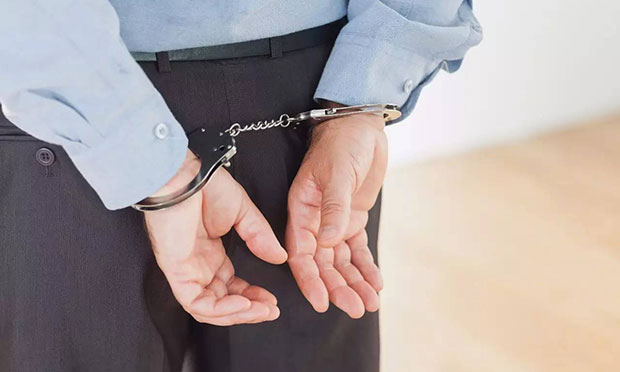 男子為騙保毒殺雙親，死者家屬能否拿到保險(xiǎn)金？