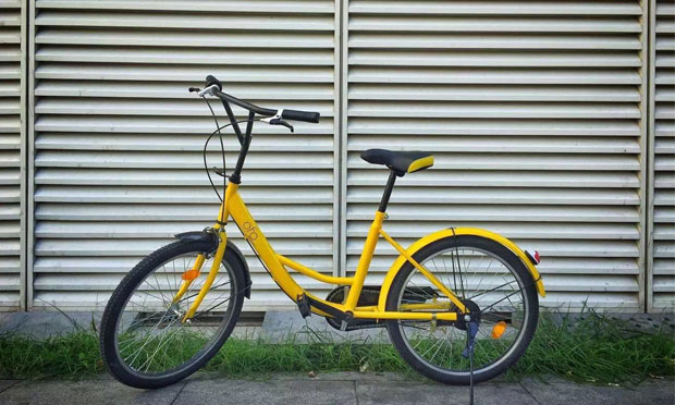男孩騎共享單車遇車禍身亡 家長(zhǎng)索賠878萬(wàn)引發(fā)網(wǎng)友大討論
