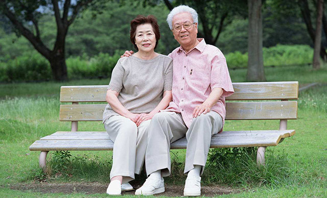 贍養(yǎng)老人在法律上是如何規(guī)定的？
