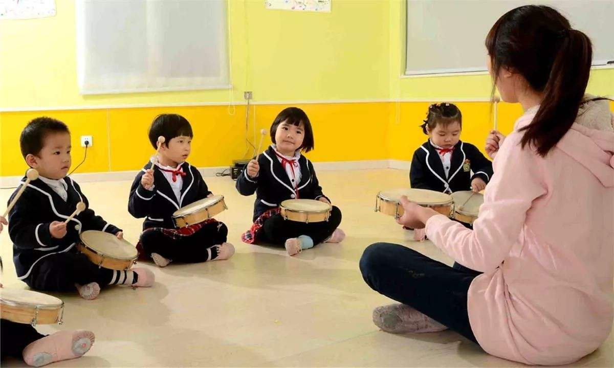 幼兒園虐待幼童需要承擔哪些責任？